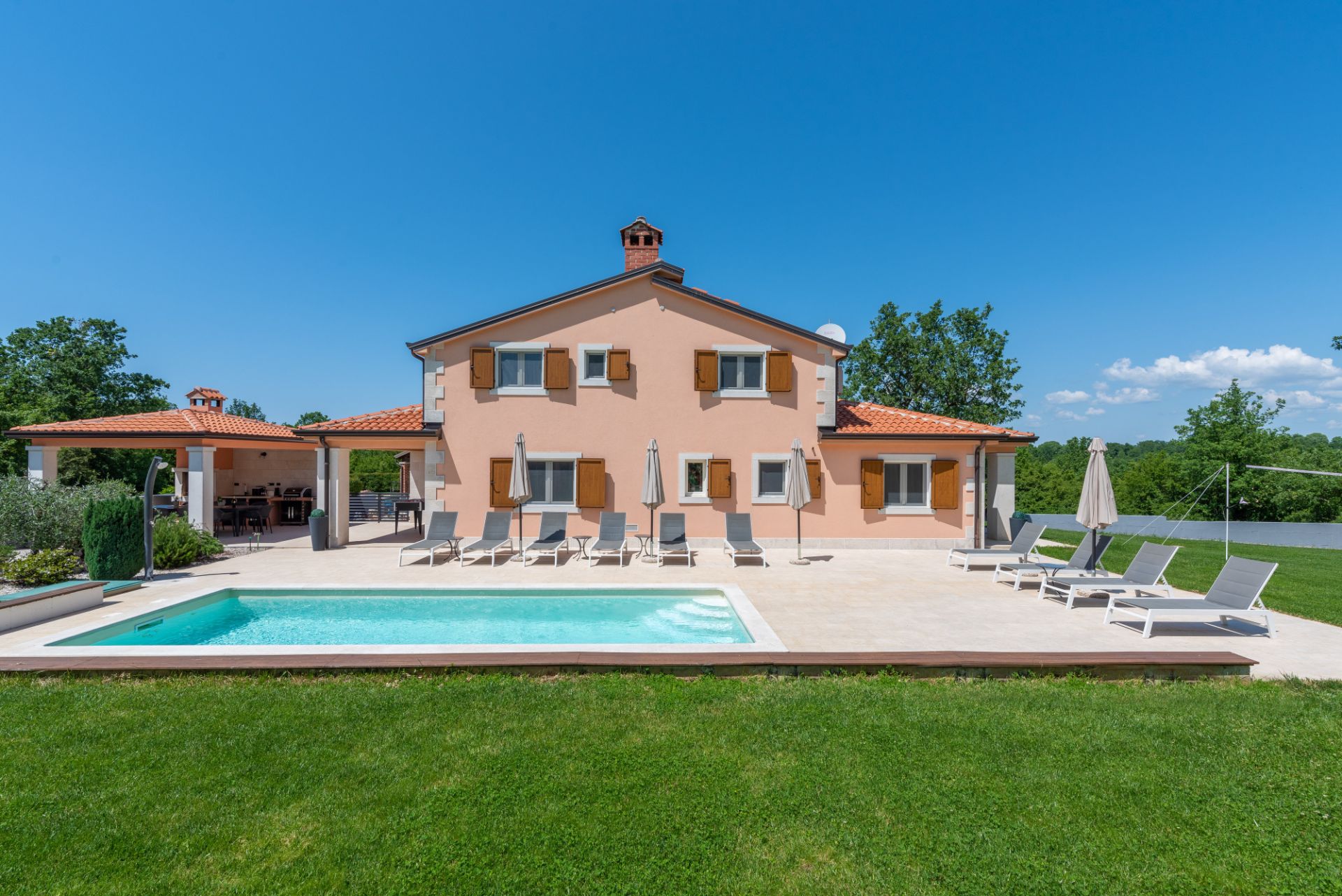 Villa Karmen — Vila