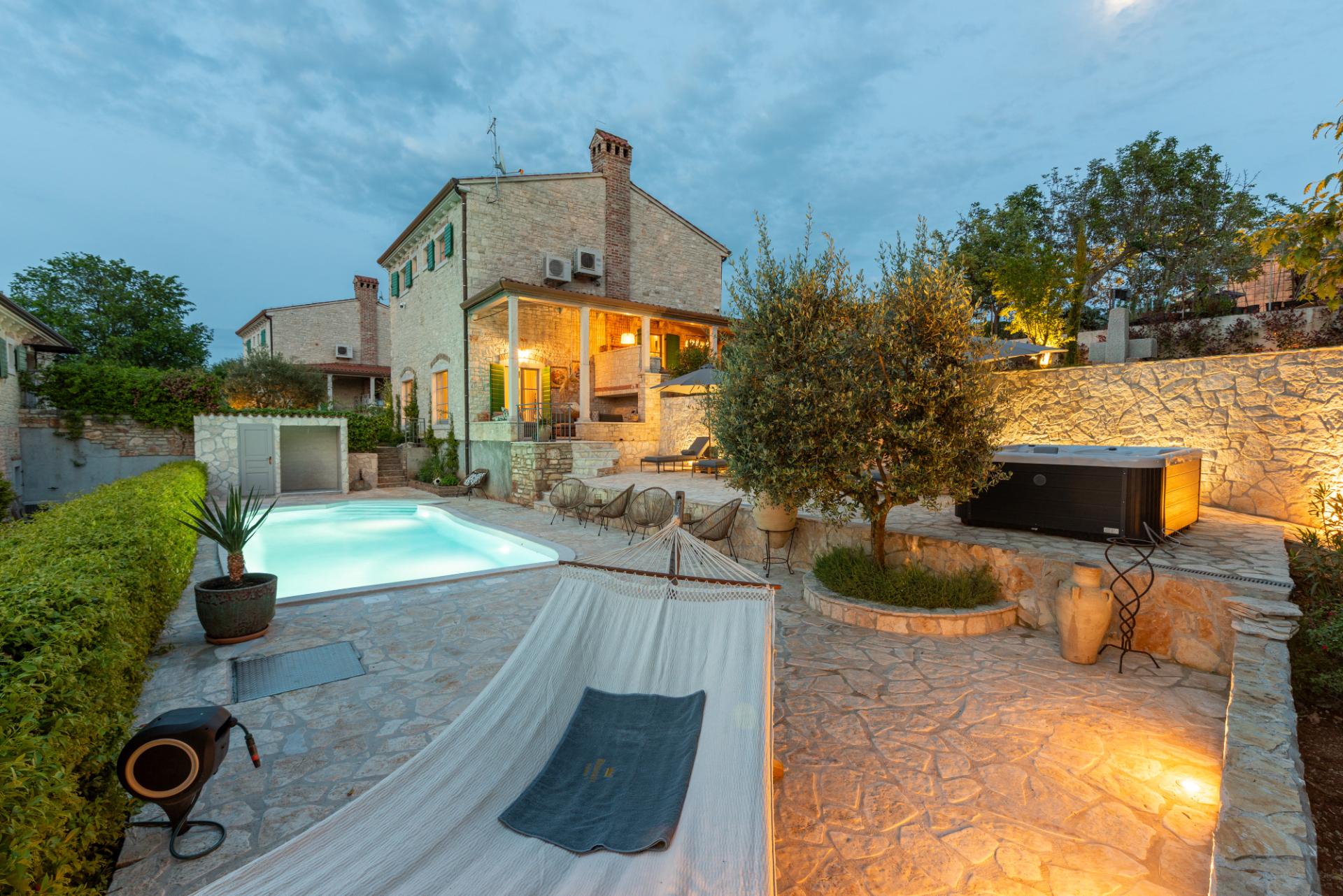 Villa Momento — Vila