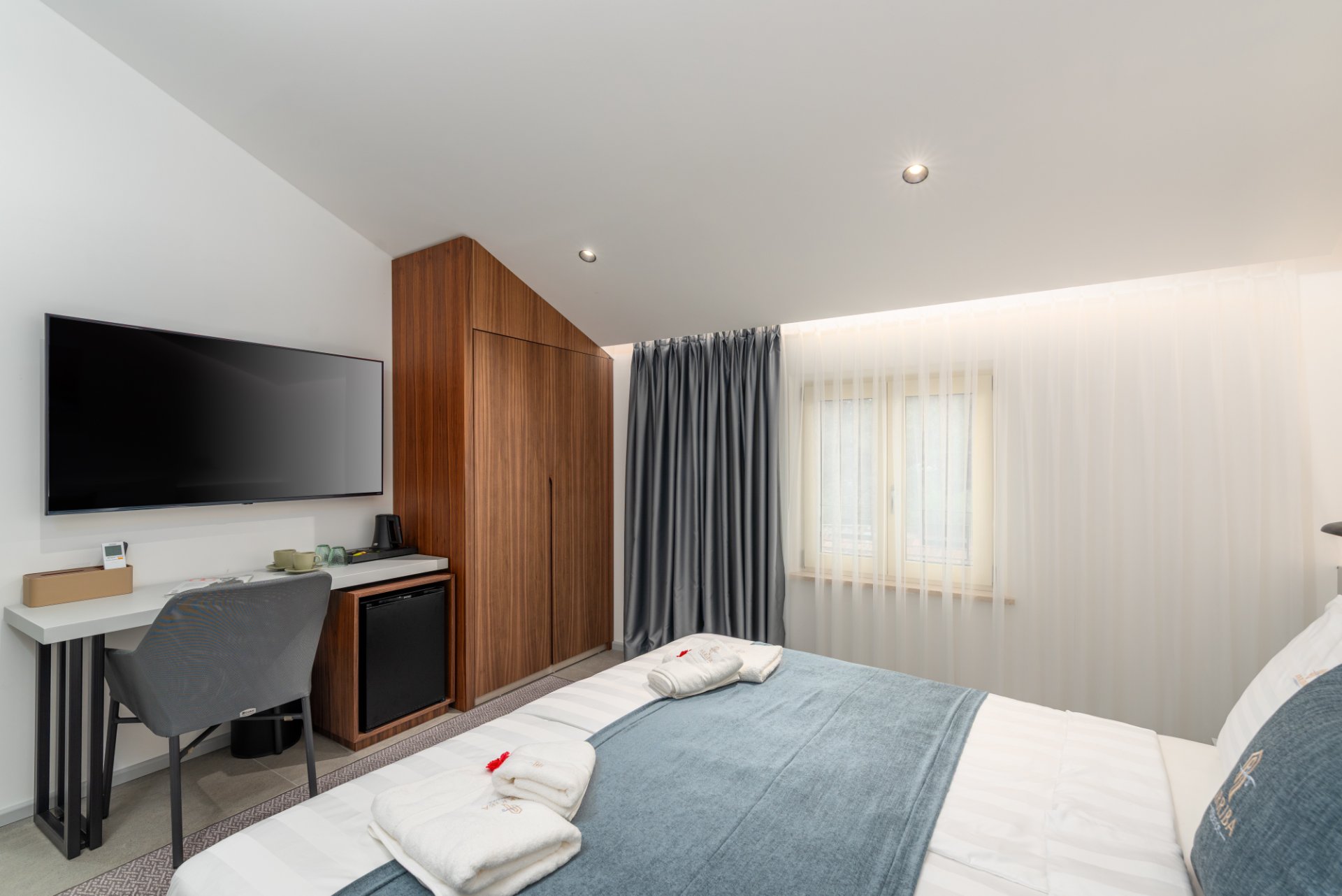 Arriba Residence — other